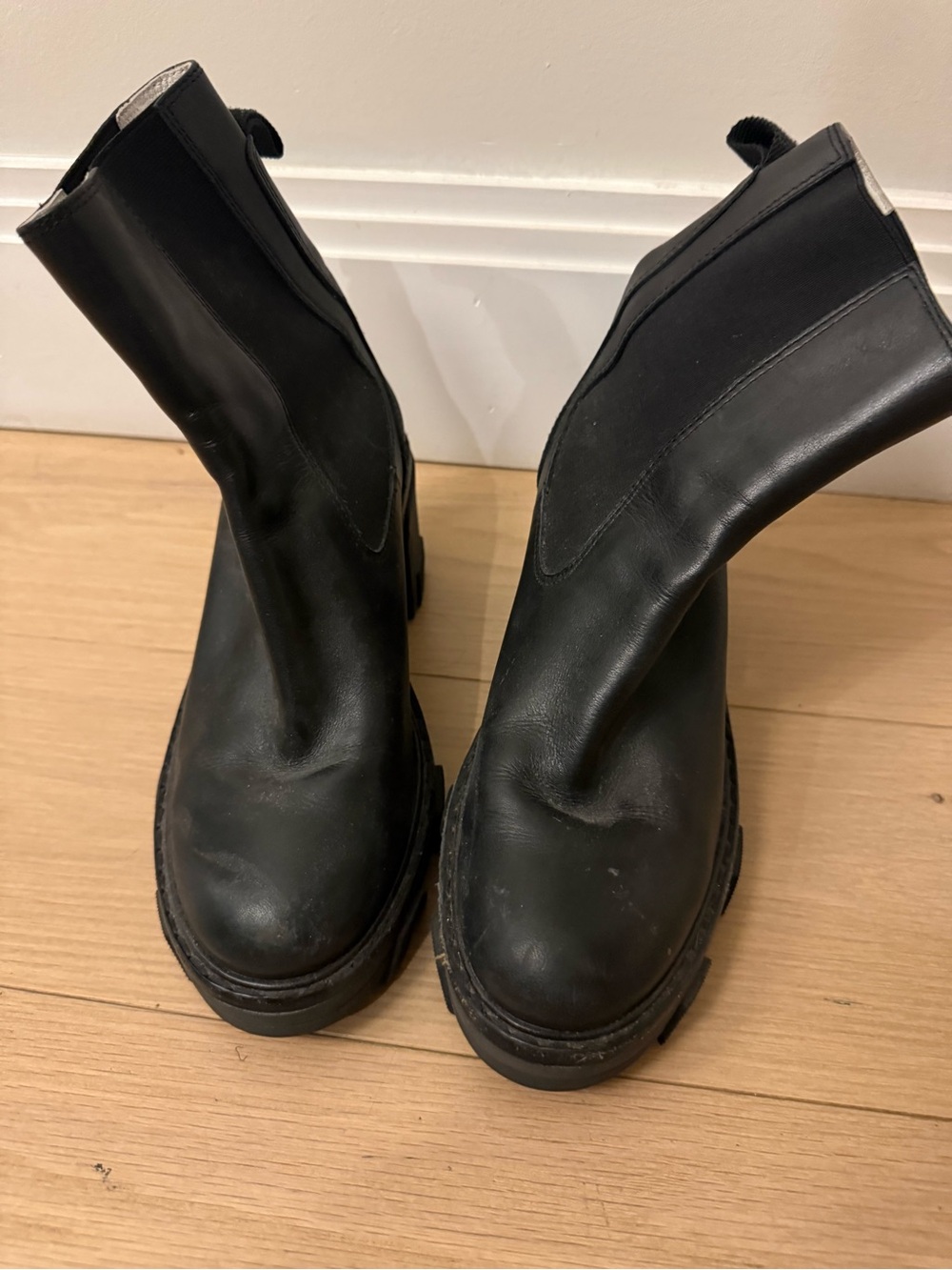 rag & bone Black Leather Chelsea Booties